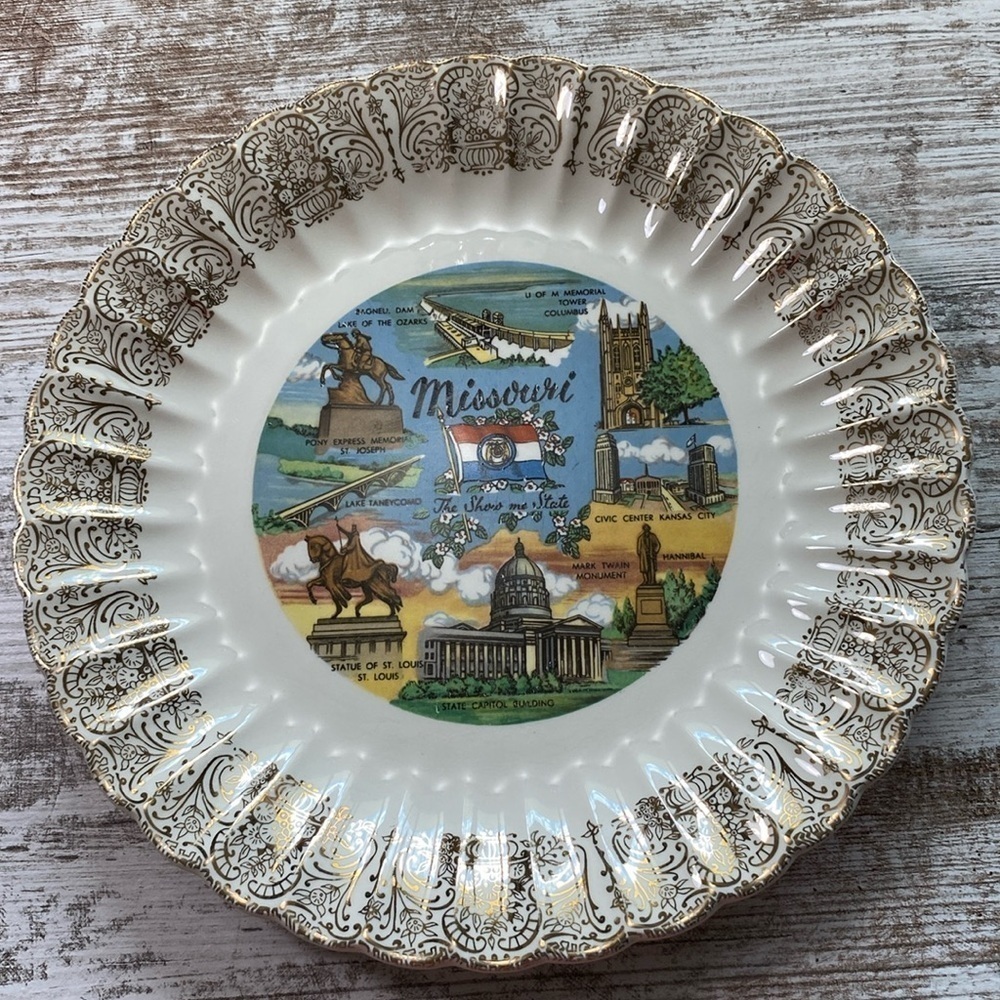 Vintage Missouri Souvenir Plate 10” Gold Lace Edge Show Me State Collectible